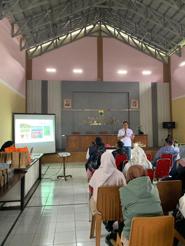 Politeknik Jakarta Internasional Membentuk “Smart Village, Smart People, Smart Economy” di Desa Sindangjaya Kab. Cianjur Jawa Barat