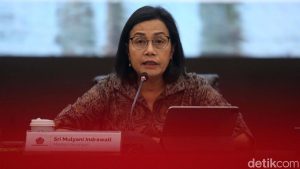 Menkeu:;Pertumbuhan Ekonomi 2024 Melambat di 5,03%